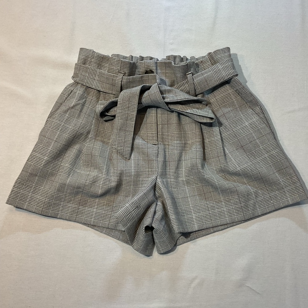 LOFT Petites Elastic Waist Gray Plaid Shorts, Size 00P Petite‎ Front Tie